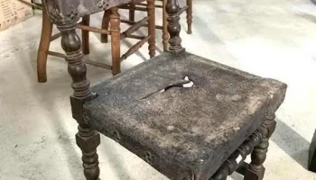 Silla Matera Tapizada En Suela Con Averia