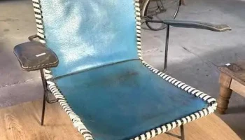 Sitial En Hierro Con Reposabrazos Tapizado