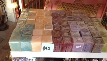 velas perfumadas cuadradas