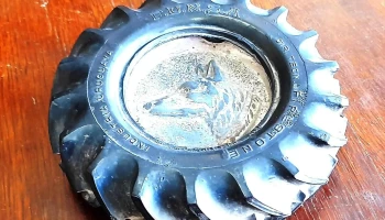 Viejo cenicero cubierta tractor de la ya desparecida Funsa