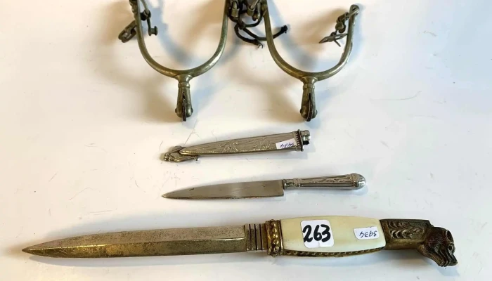 1 Abre Cartas, Cuchillo Verijero De Metal C/ Vaina Y 2 Espuelas