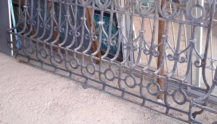 1 balconera antigua