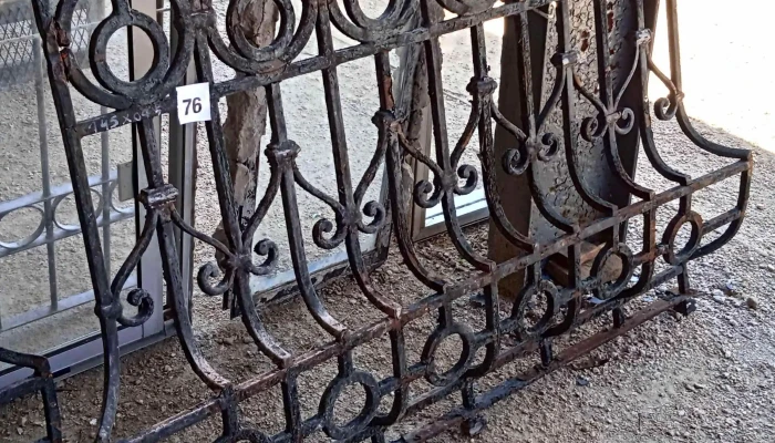 1 balconera antigua