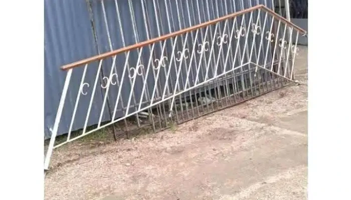 1 baranda de escalera