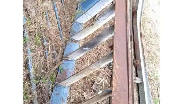 1 Escalera De Hierro -  1 - 13-03-2021