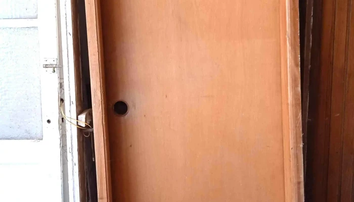 1 puerta de interior