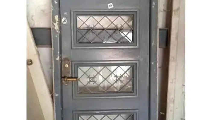 1 Puerta Exterior -  1 - 13-03-2021