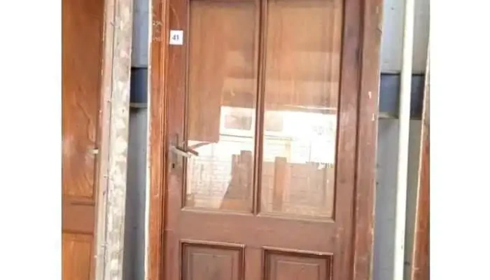 1 puerta vidriada