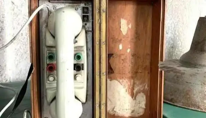 1 Radio 12 Volts Y 1 Telefono Tester Tec 2 - 06-12-2020