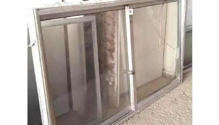 1 Ventana de aluminio