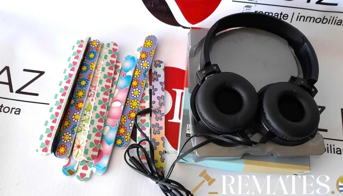 12 Limas Y Auriculares Negros -  3 - 17-06-2021