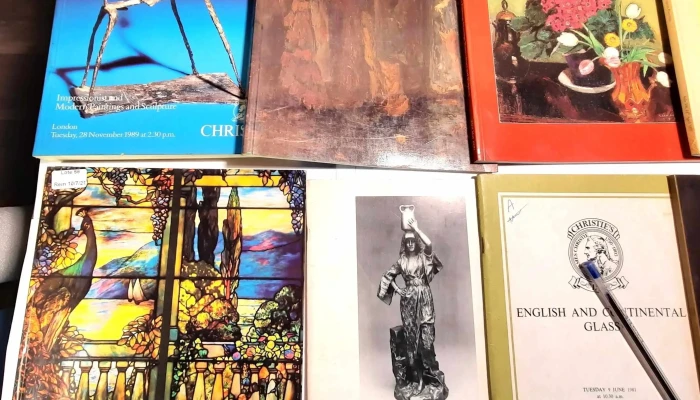 16 Catalogos De Christies Y Sothebys De 2 - 05-06-2021