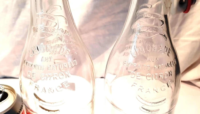 2 Botellas De Limonada Francesas Tapones 2 - 05-06-2021