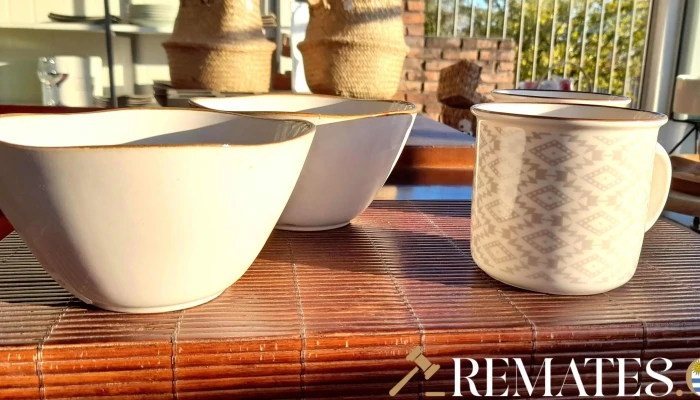 2 Compoteras Y 2 Tazas Beige Con Borde D 2 - 17-06-2021