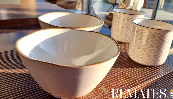 2 Compoteras Y 2 Tazas Beige Con Borde D 8 - 17-06-2021