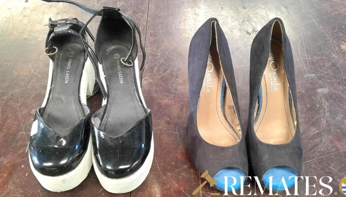 2 pares de calzado