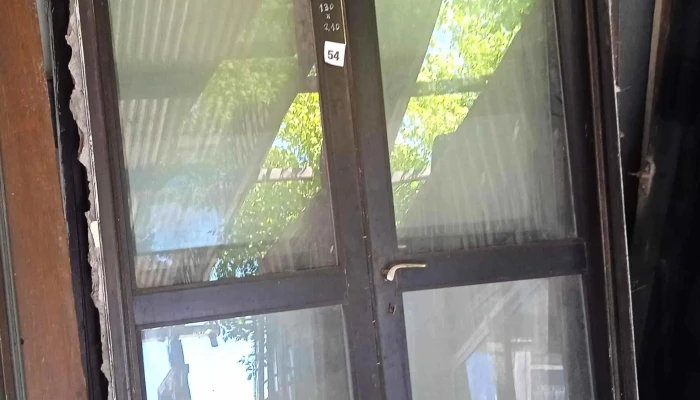 2 puertas ventanas de aluminio