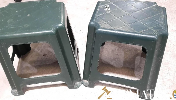 2 Taburestes De Pvc Verdes -  2 - 17-06-2021