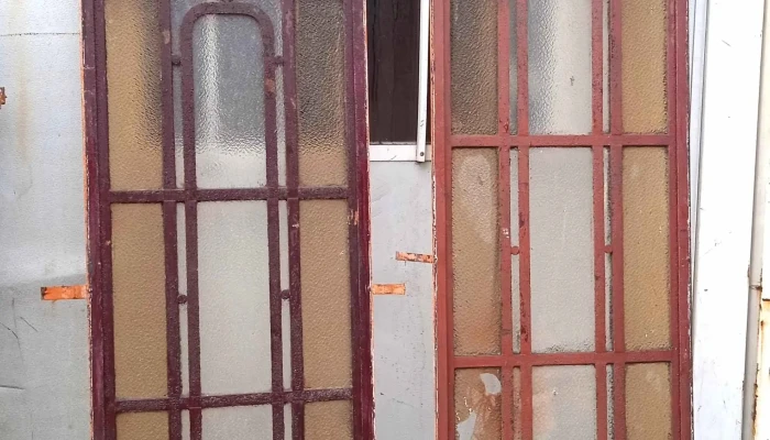 2 Ventanas De Hierro Antiguas -  1 - 13-03-2021