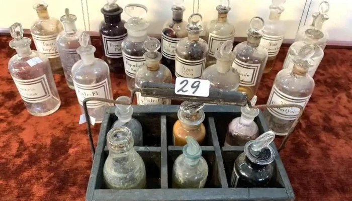 22 Frascos De Farmacia Y Organizador De Quimico