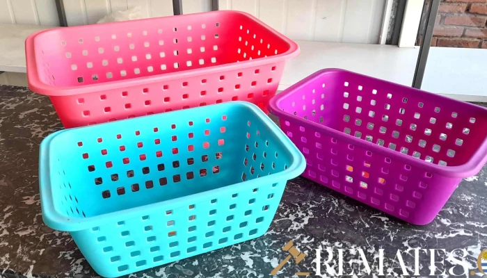 3 canastos de plastico blando de colores