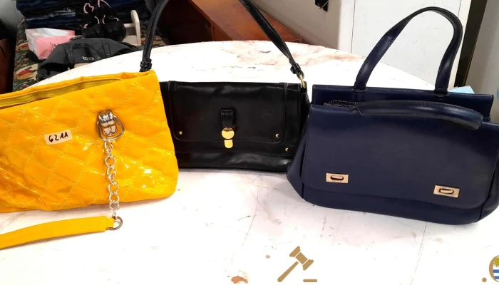3 Carteras 2 Negras Y Mostaza -  3 - 17-06-2021