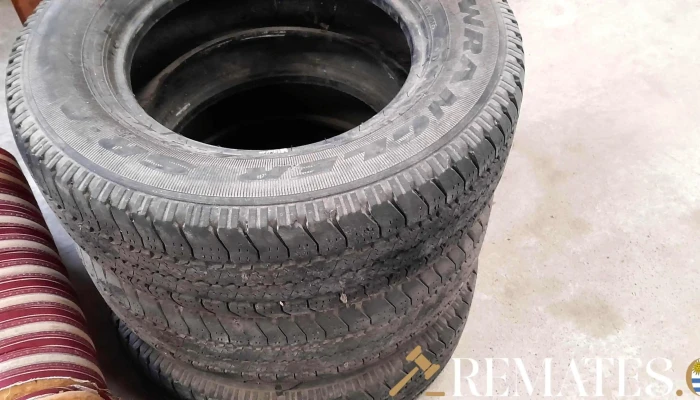 3 cubiertas 235/40-r16