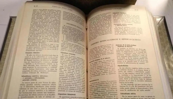 3 Libros Diccionario De Medicina En Ing 3 - 05-06-2021