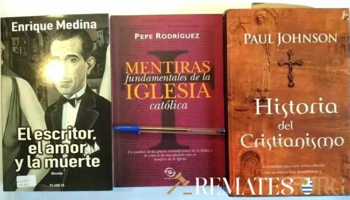 3 Libros: Historia del Cristianismo, Mentiras fundamentales de la Iglesia catolica, etc