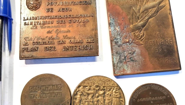 3 Medallas Militares Uruguayas 1 De Ose 2 - 05-06-2021