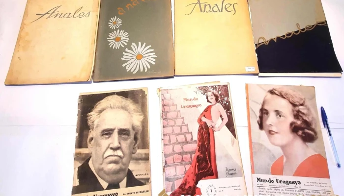 3 revistas Mundo Uruguayo 1930s y 4 Anales con hermosas publicidades