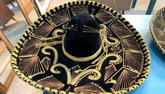 3 Sombreros Mexicanos O60 Diam 3 - 06-12-2020