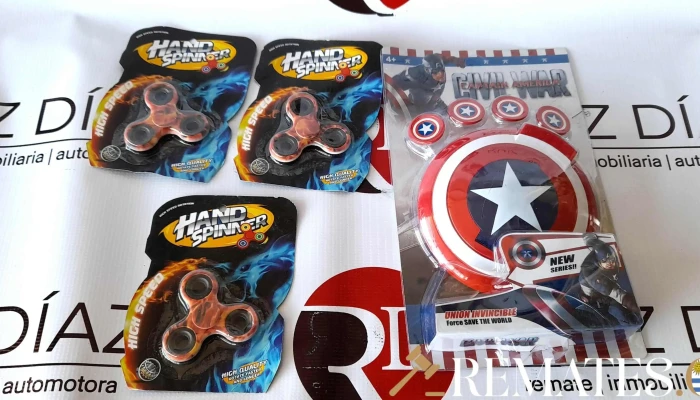 3 spiner y escudo de capitan america