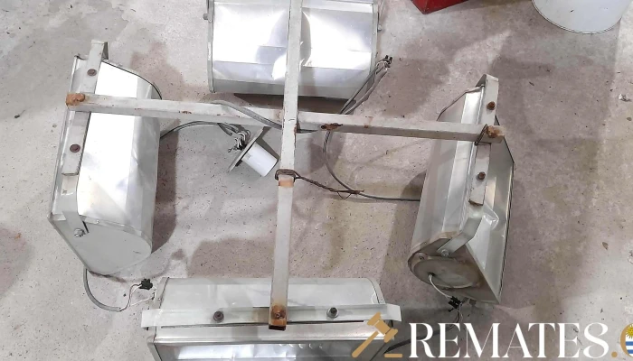 4 Artefactos De Luz Con Soporte En 1 - 17-06-2021