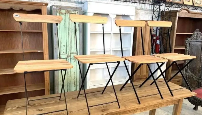 4 Sillas Plegables En Hierro Y Madera -  1 - 06-12-2020