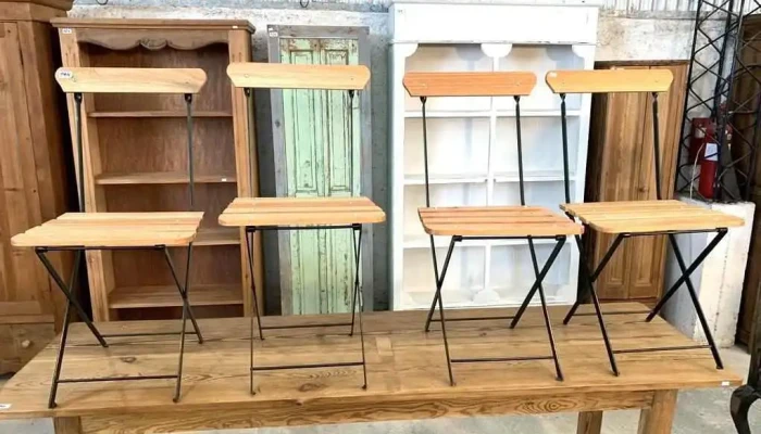 4 Sillas Plegables En Hierro Y Madera -  4 - 06-12-2020