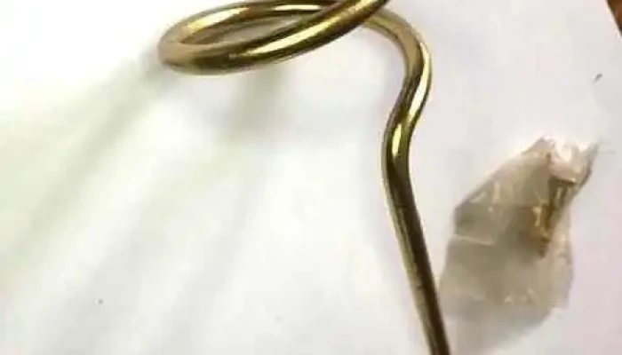 6 Ganchos De Cortina En Bronce Con Tornillos