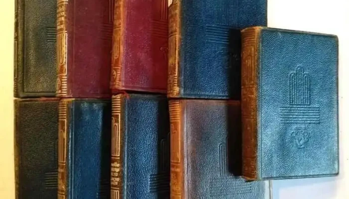 9 Libros Miniaturas Con Tapa De Cuero D 2 - 05-06-2021