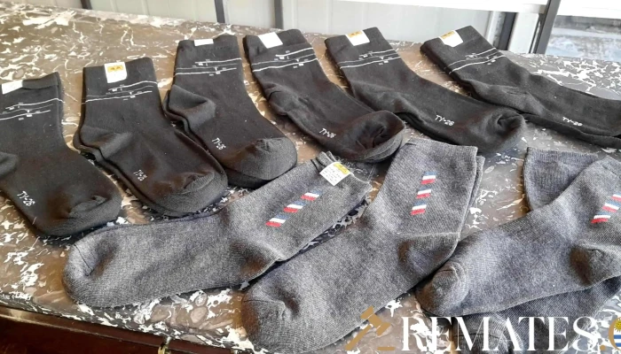 9 Pares De Media -  1 - 17-06-2021