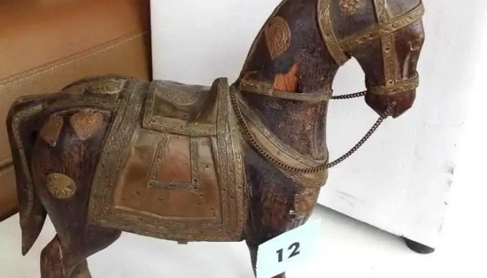 Adorno Caballo De Madera Y Bronce -  1 - 29-11-2020