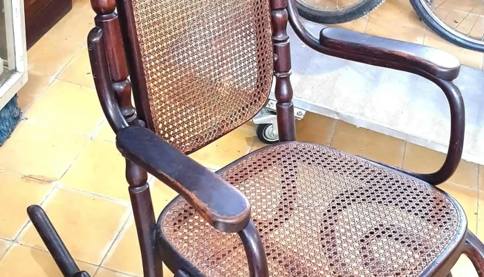 Antiguo Sillon Mecedor Thonet 3 - 17-06-2021