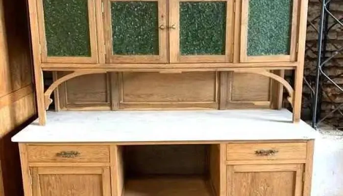 Aparador En Roble Tapa De Marmol Con Alzada Cristalero 1,60 X 0,60 X 2,30 Alto