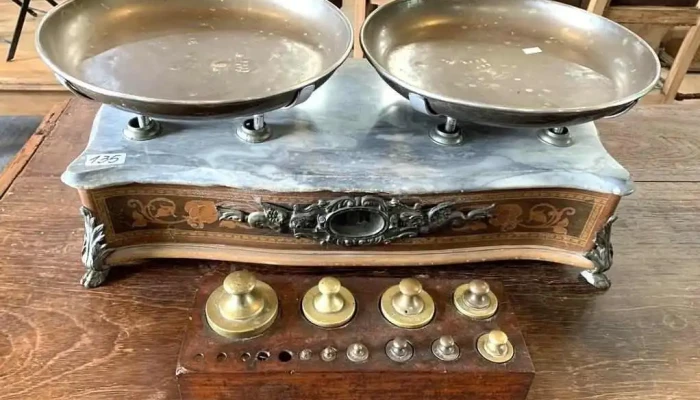 Balanza De 2 Platos Madera Y Marmol Con Cepo