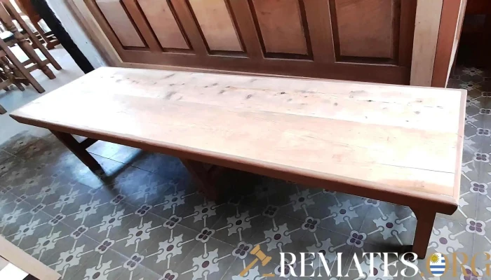 Banco en madera de cedro y tapa pino blanco 2,05 m