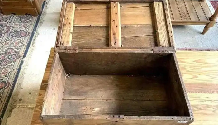 Baul En Roble 067 X 039 X 035 Alto 3 - 06-12-2020