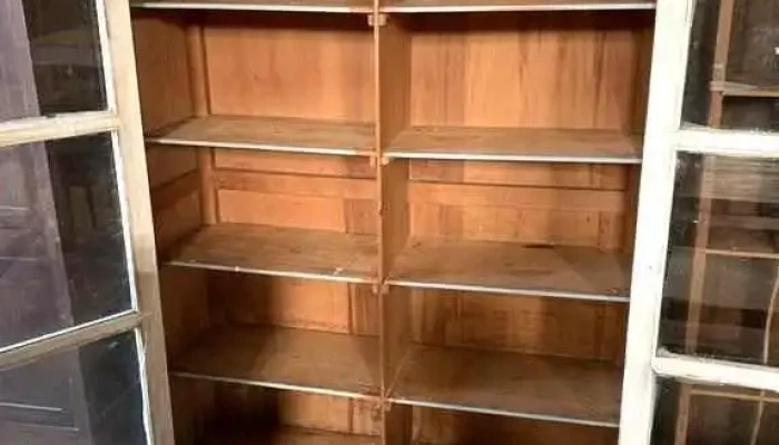 Biblioteca De 2 Puertas Vidriadas 120 X 3 - 06-12-2020