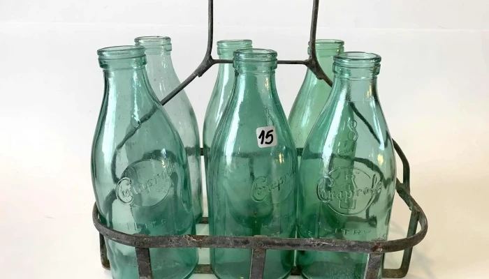 Botellas Conaprole C Canasto 1 - 06-12-2020