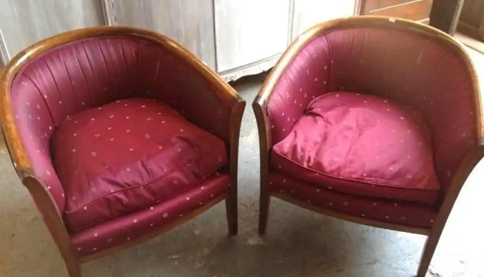 Butacas pettit tonet tapizado bordeaux