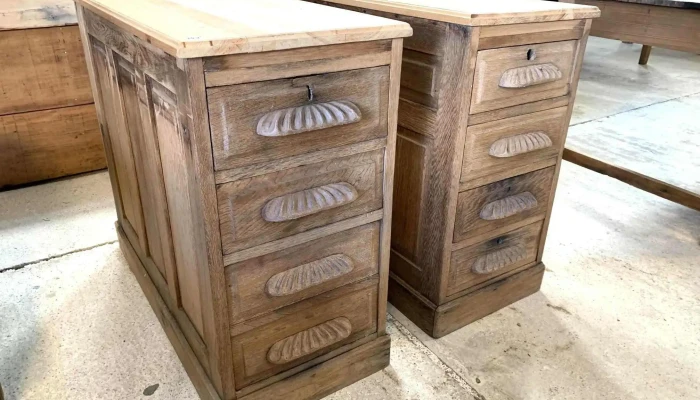Cajoneras Auxiliares En Roble Tapa De Pino Brasil  0,40 X 0,90 X 0,76 Alto