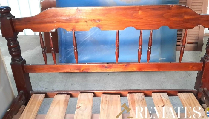 Cama De 2 Plazas En Madera Respaldo Y Ca 5 - 17-06-2021